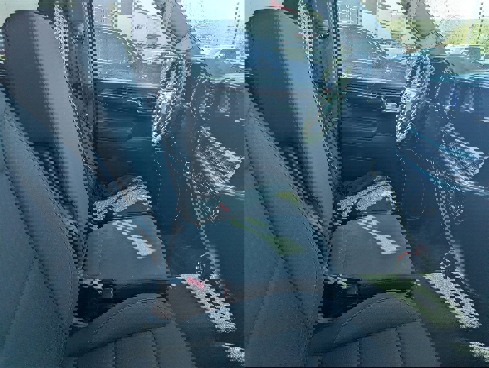 Used 2023 Chevrolet Silverado 1500 LT image 6