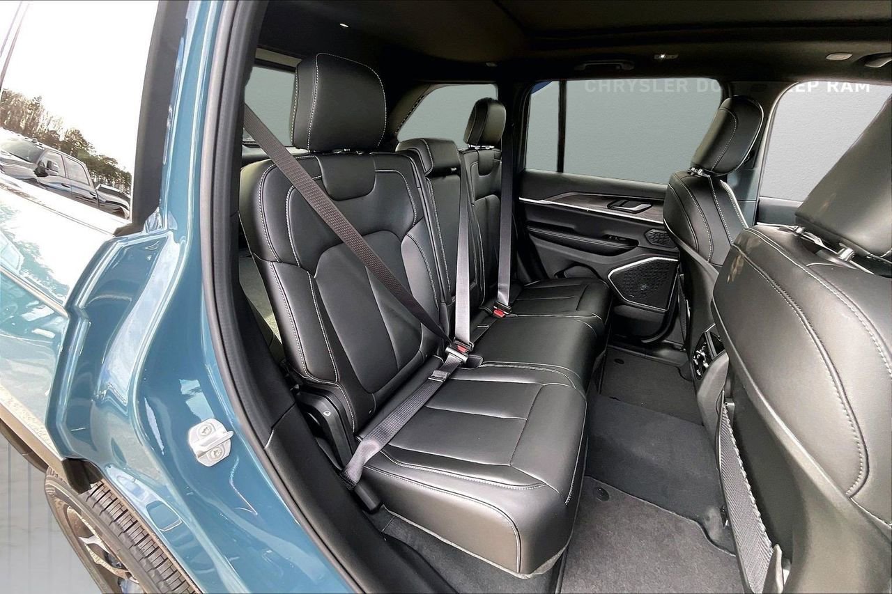 New 2026 Jeep Grand Cherokee Limited image 22