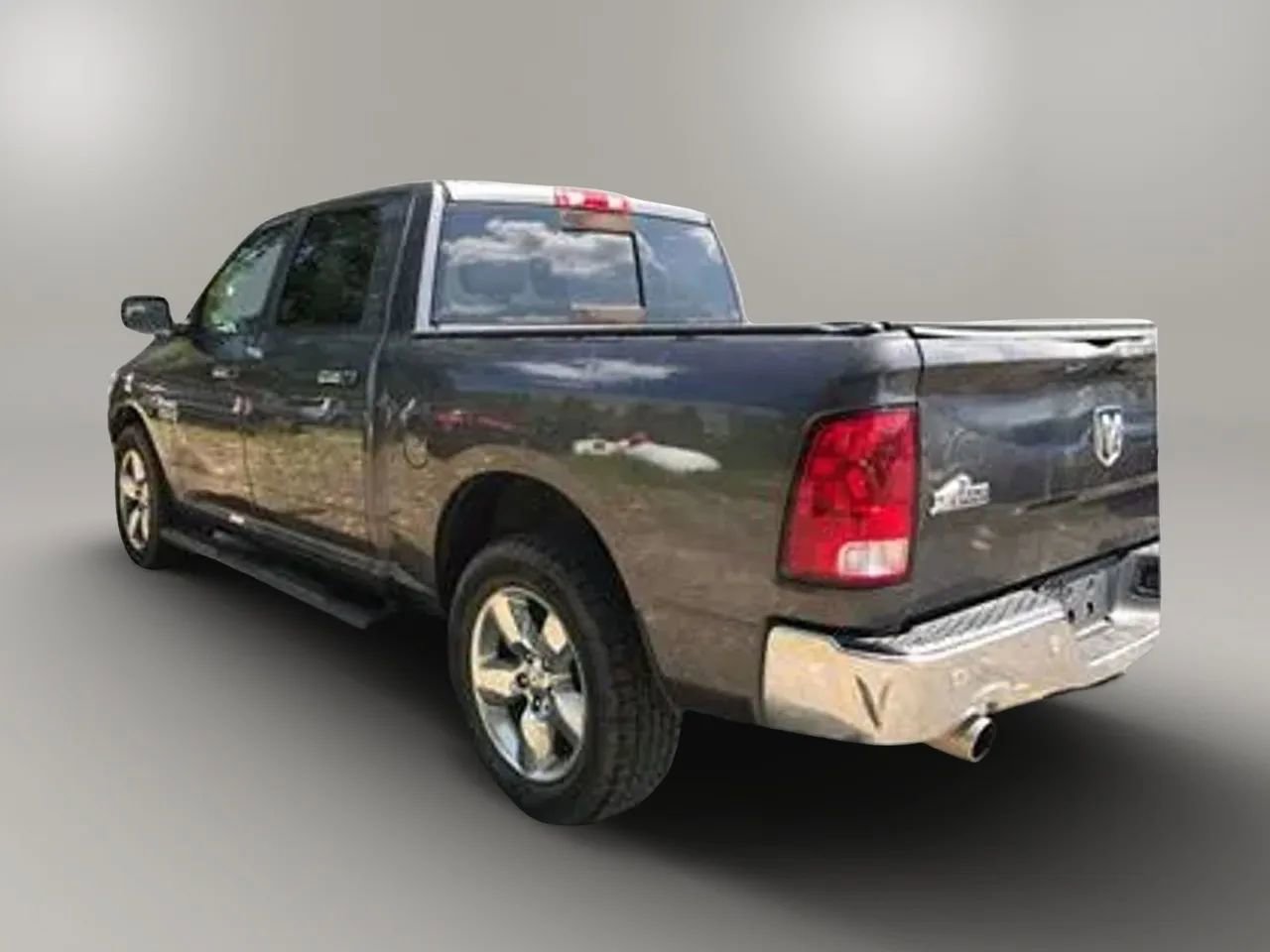 Used 2015 RAM 1500 Big Horn image 2