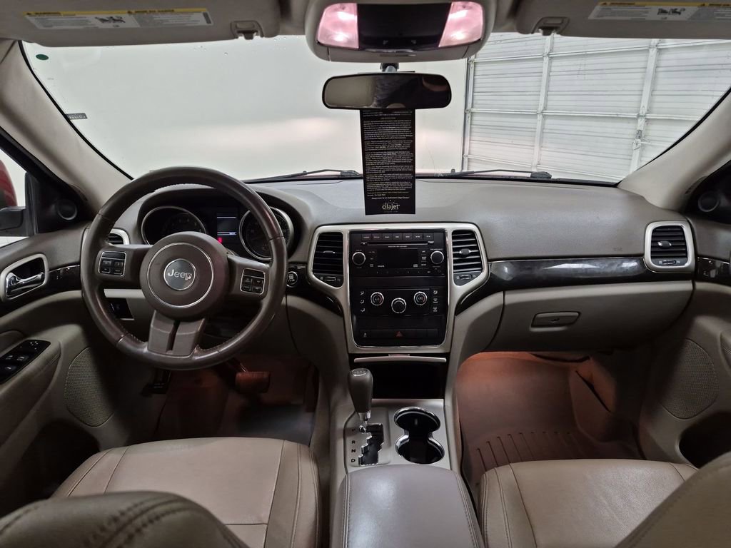 Used 2012 Jeep Grand Cherokee Laredo w/ Laredo E Group image 21