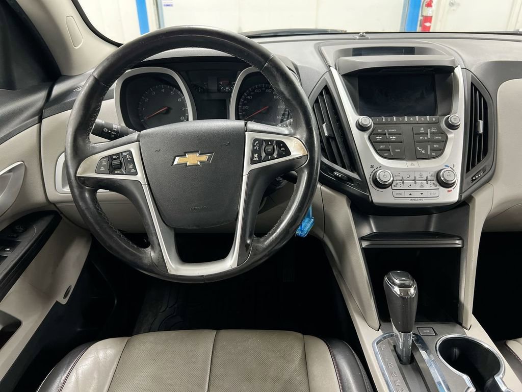 Used 2016 Chevrolet Equinox LTZ w/ Enhanced Convenience Package image 11