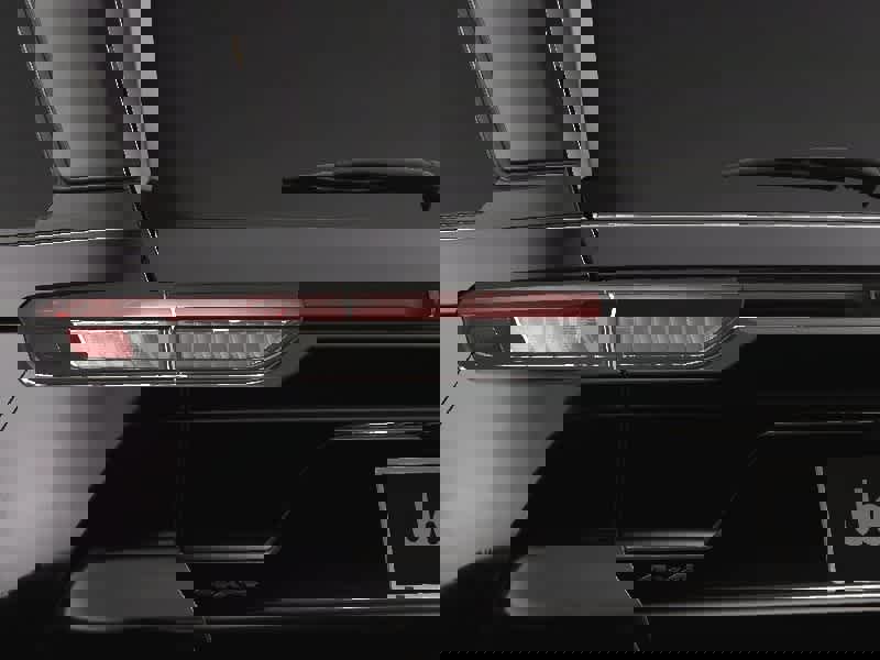 New 2025 Jeep Grand Cherokee Limited w/ Black Appearance Package image 12