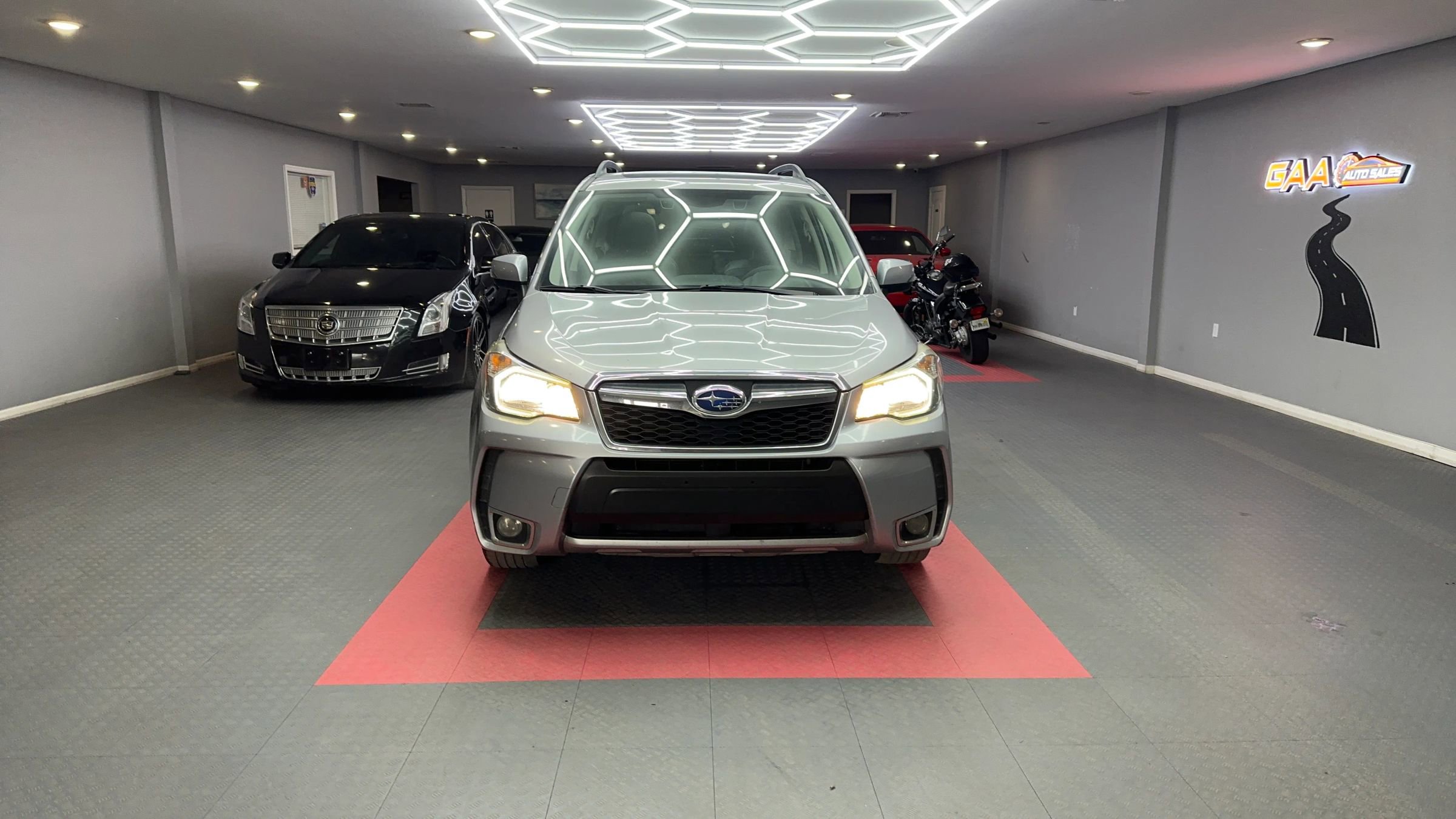 Used 2016 Subaru Forester 2.0XT Touring w/ Eyesight & Navigation System image 2