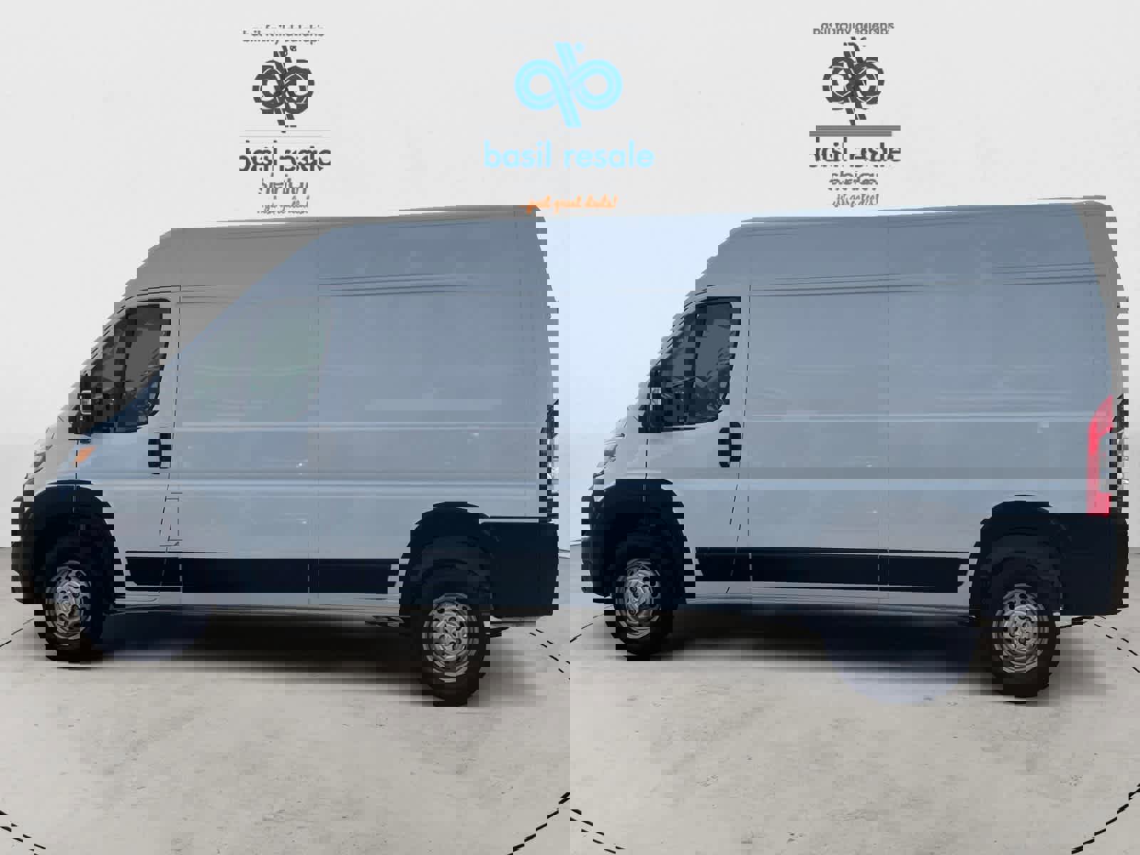 Used 2025 RAM ProMaster 2500 w/ Convenience Group image 3