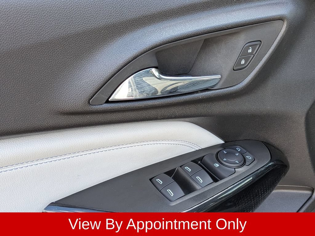 Used 2025 Chevrolet Trax LT w/ LT Convenience Package FWD image 13