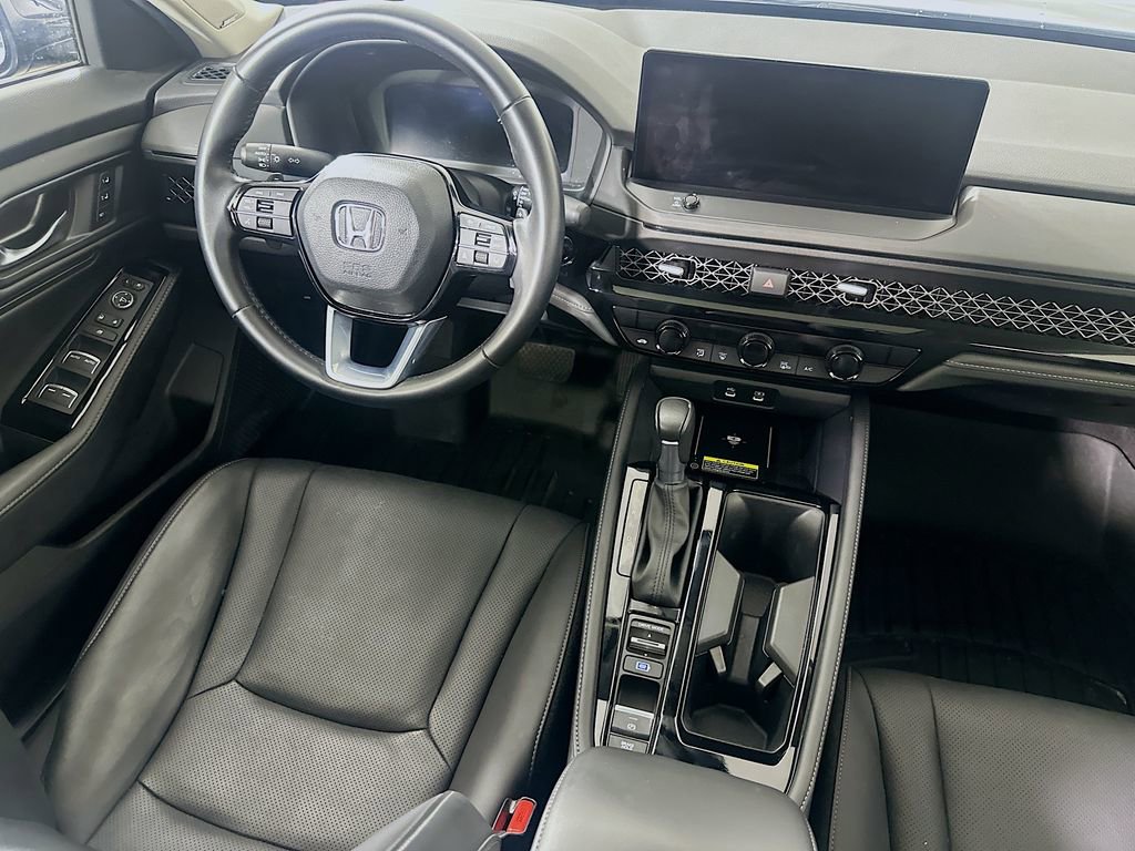 Used 2024 Honda Accord Touring image 17