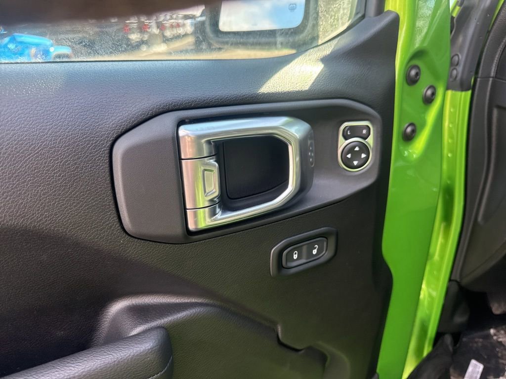 New 2025 Jeep Gladiator Sport image 28