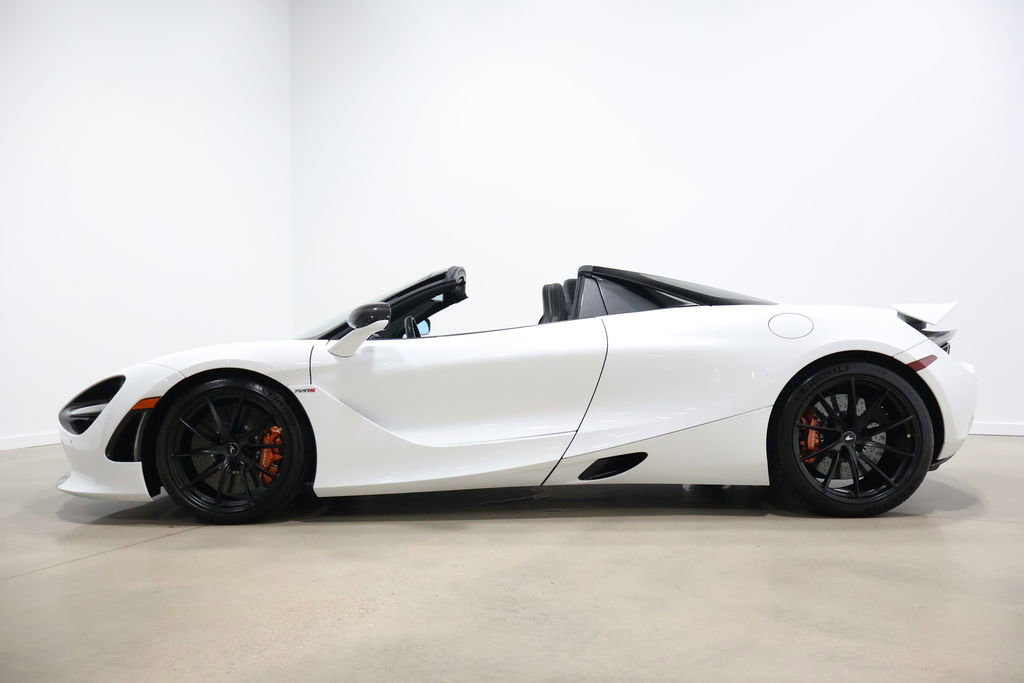 Used 2020 McLaren 720S Spider image 10