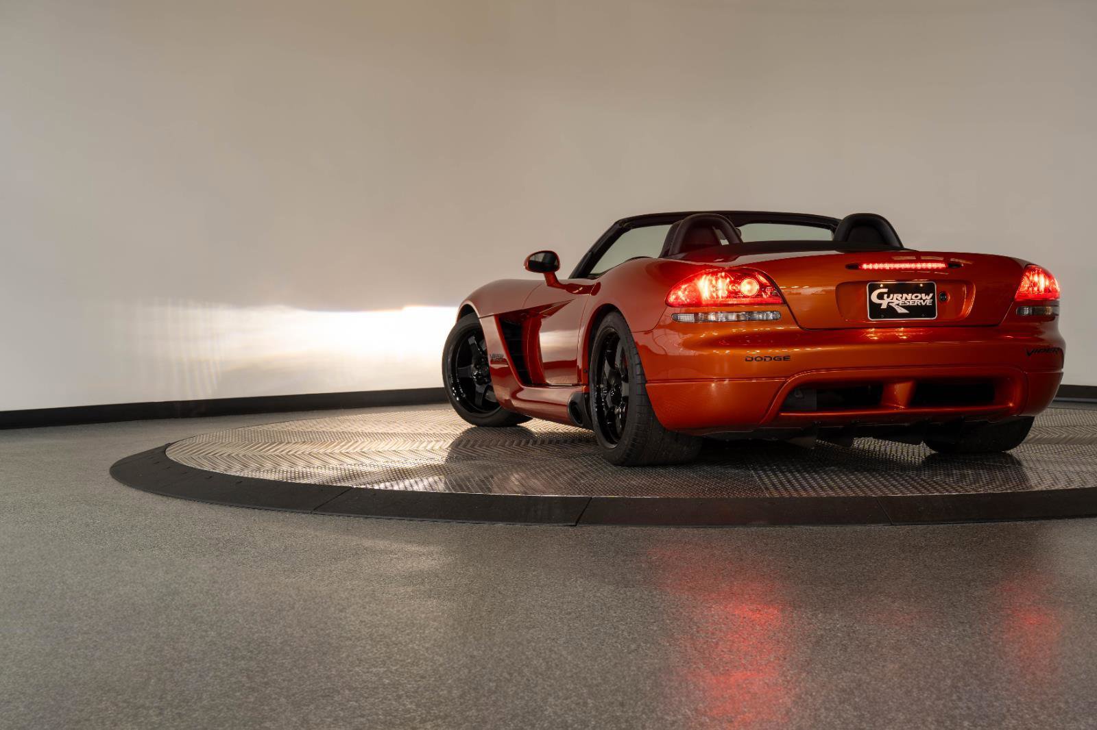 Used 2005 Dodge Viper SRT-10 w/ Copperhead Edition Group RWD image 35