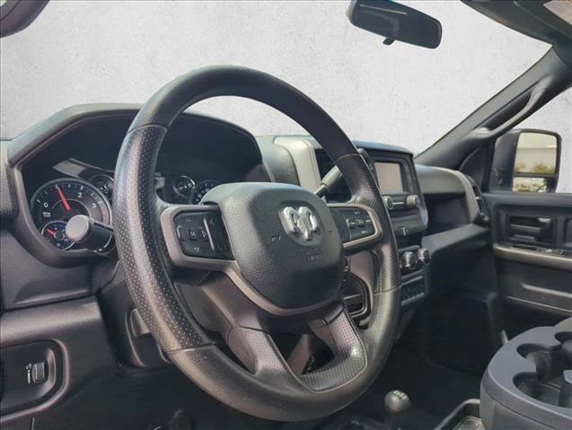 Used 2024 RAM 2500 Tradesman w/ Chrome Appearance Group AWD/4WD image 28