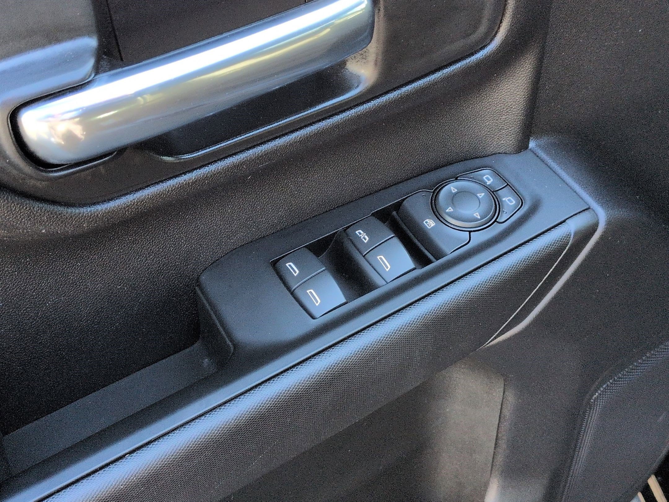 Used 2024 Chevrolet Silverado 1500 Custom image 15