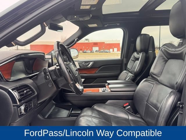 Used 2019 Lincoln Navigator L Reserve AWD/4WD image 8
