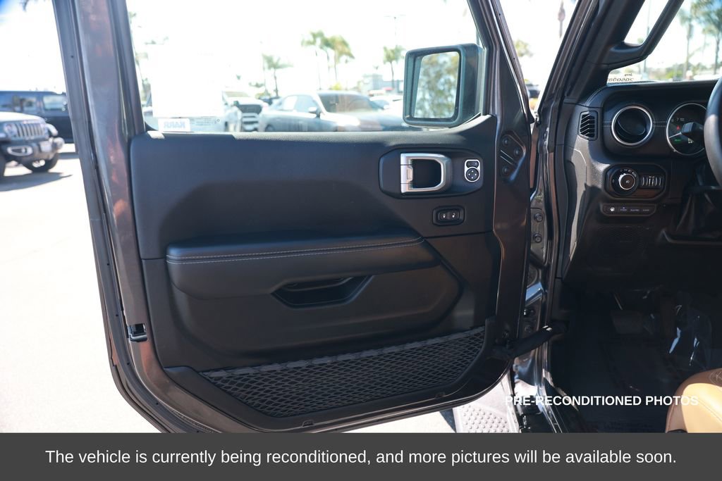 Used 2022 Jeep Wrangler Unlimited Rubicon 4xe w/ Safety Group image 18