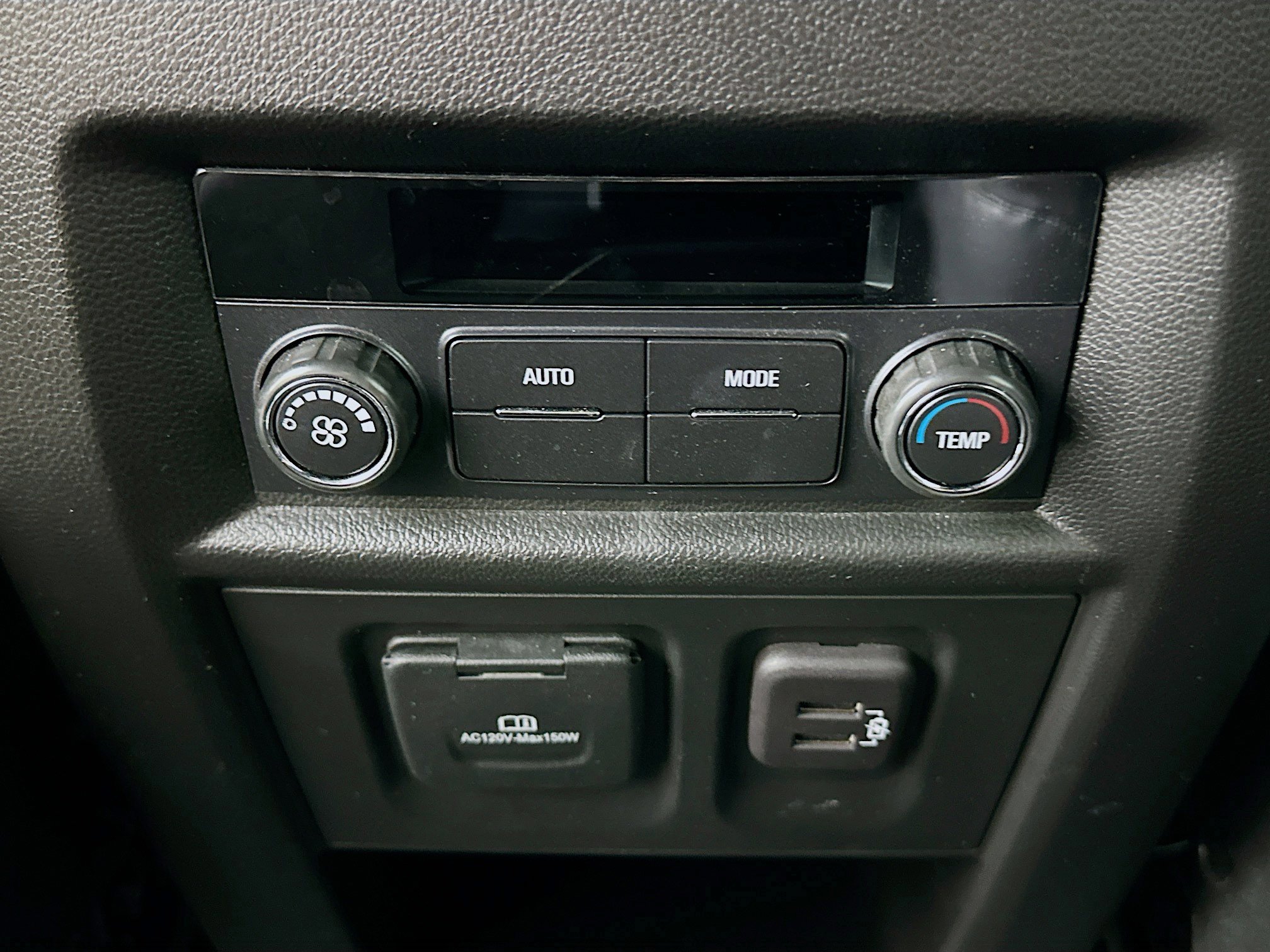 Used 2023 Chevrolet Traverse LT w/ LT Premium Package image 28