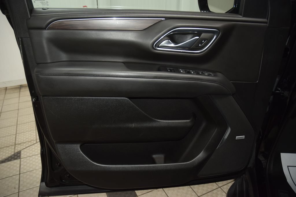 Used 2023 Chevrolet Tahoe LT AWD/4WD image 46