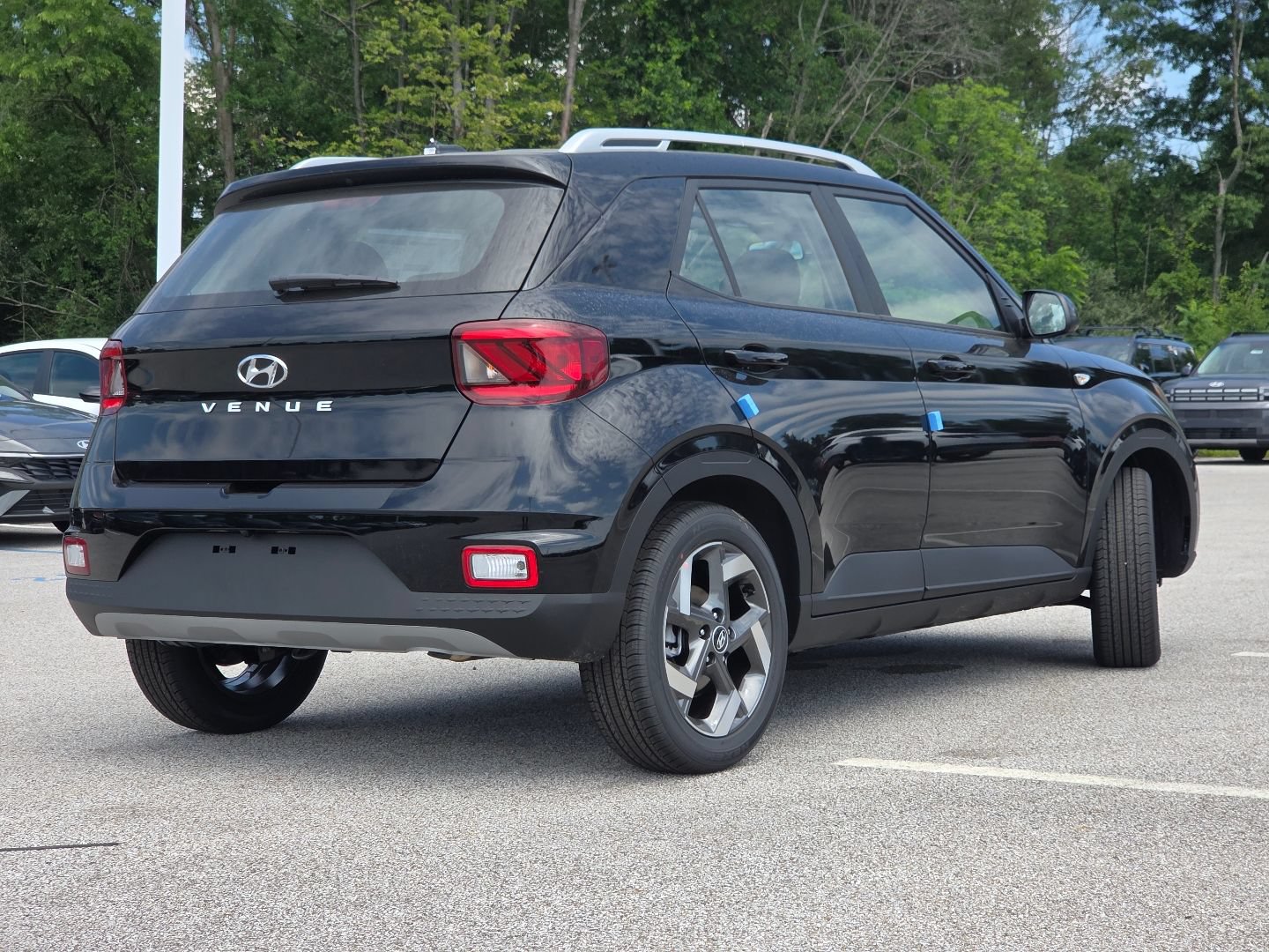 New 2026 Hyundai Venue SEL FWD image 19