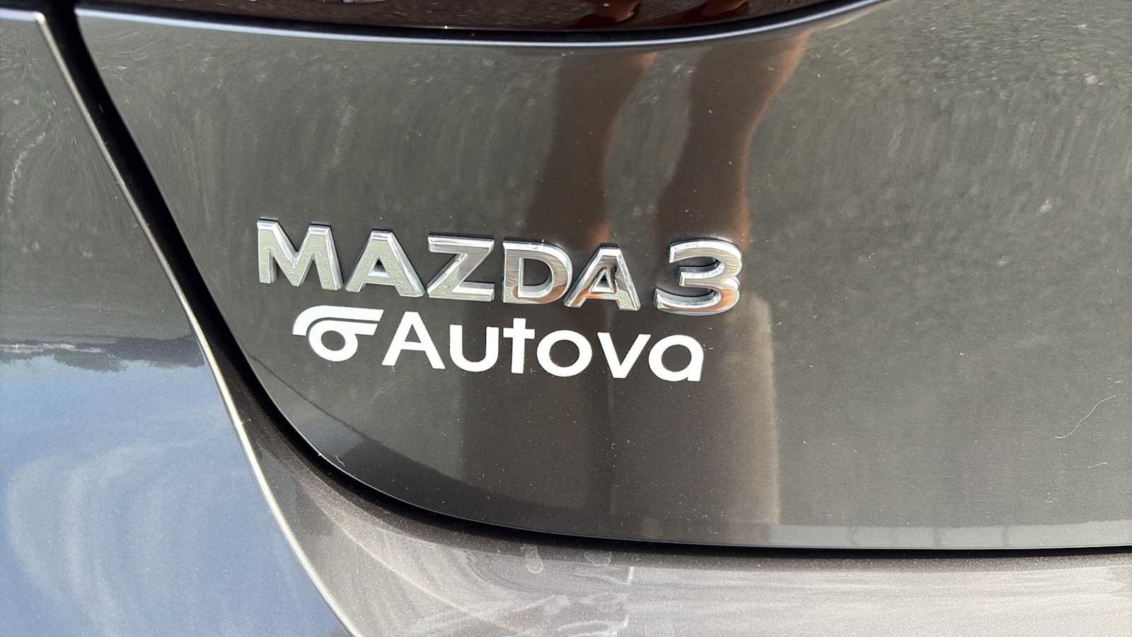 Used 2024 MAZDA MAZDA3 s FWD image 30