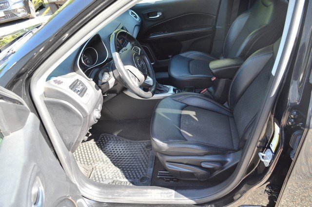 Used 2020 Jeep Compass Latitude w/ Cold Weather Group image 17