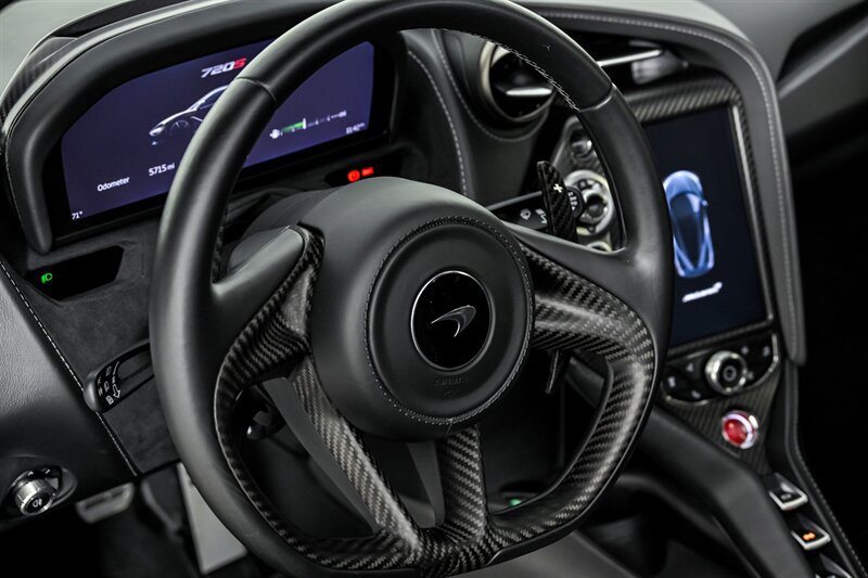 Used 2019 McLaren 720S RWD image 21