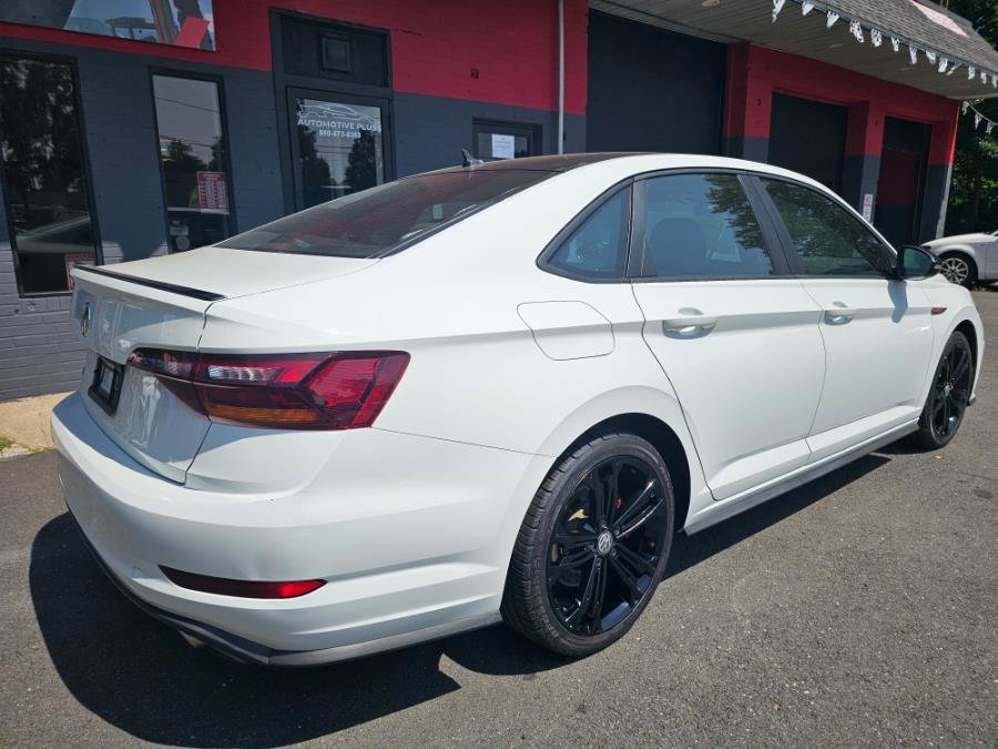 Used 2019 Volkswagen Jetta GLI image 2