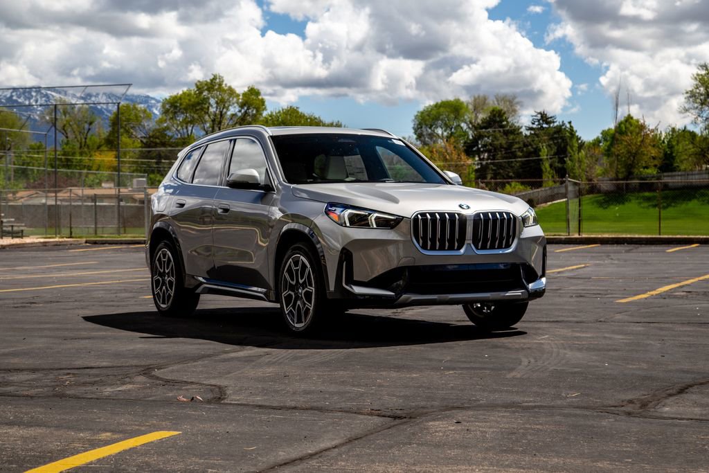 New 2026 BMW X1 xDrive28i w/ Convenience Package AWD/4WD image 7