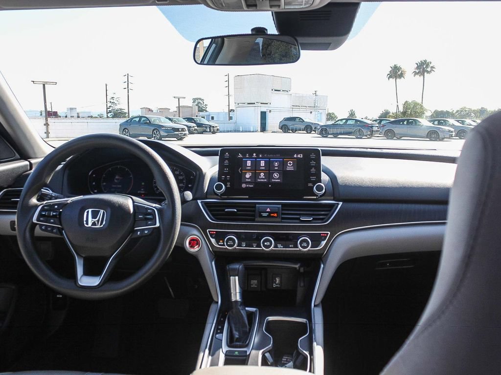 Certified 2018 Honda Accord EX image 13
