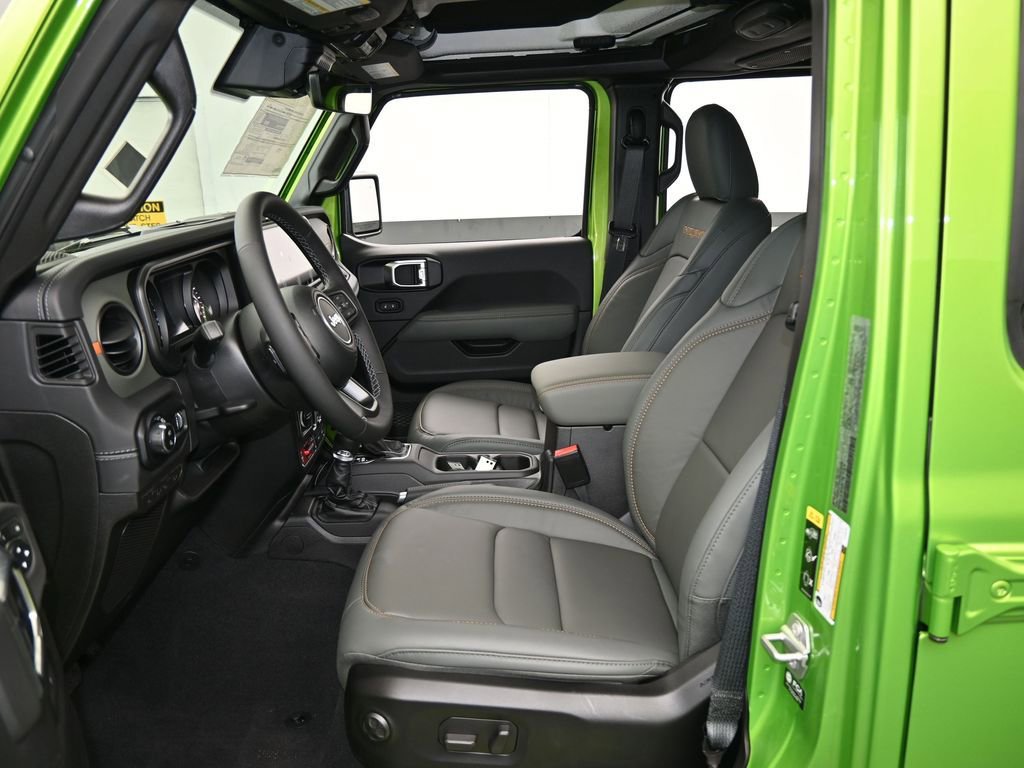 Used 2025 Jeep Gladiator Mojave image 14