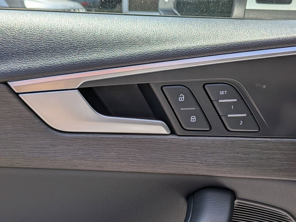 Used 2018 Audi A4 2.0T Premium Plus w/ Premium Plus Package AWD/4WD image 11