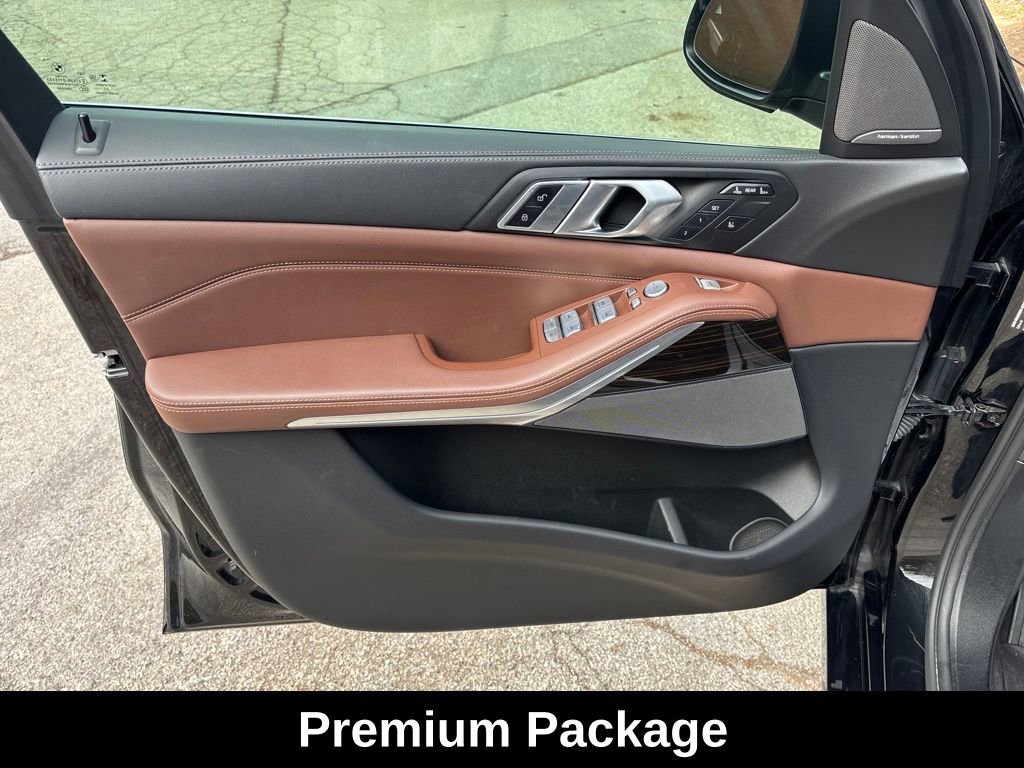 Used 2023 BMW X7 xDrive40i w/ Premium Package image 11