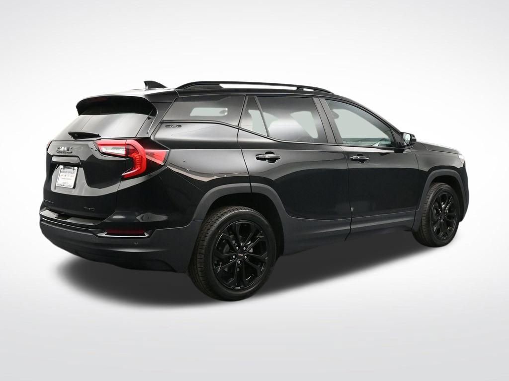 Used 2022 GMC Terrain SLE w/ Driver Convenience Package AWD/4WD image 5