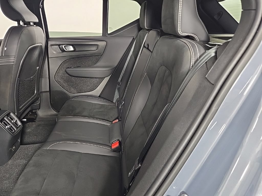 Certified 2023 Volvo XC40 Recharge Plus w/ Protection Package Premier AWD/4WD image 18