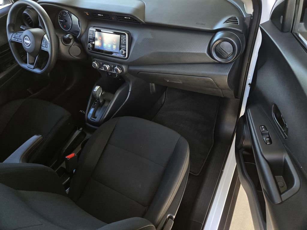 Used 2024 Nissan Kicks S image 7