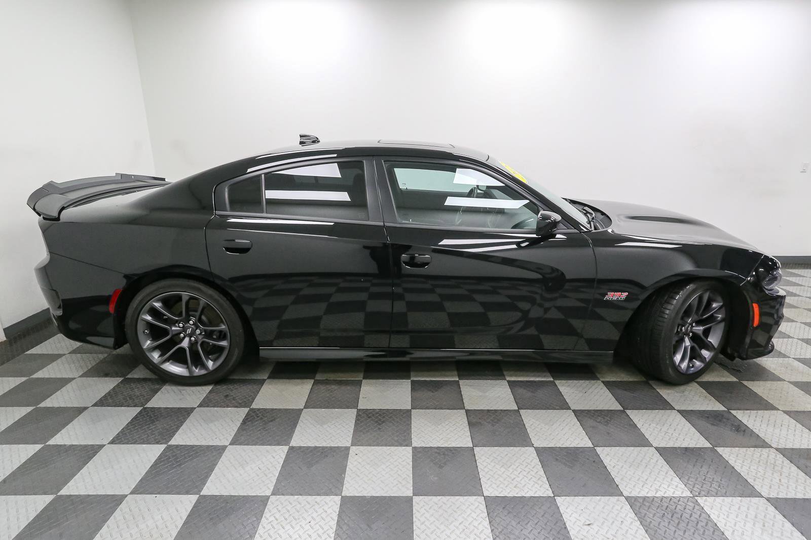 Used 2023 Dodge Charger Scat Pack w/ Plus Group RWD image 9
