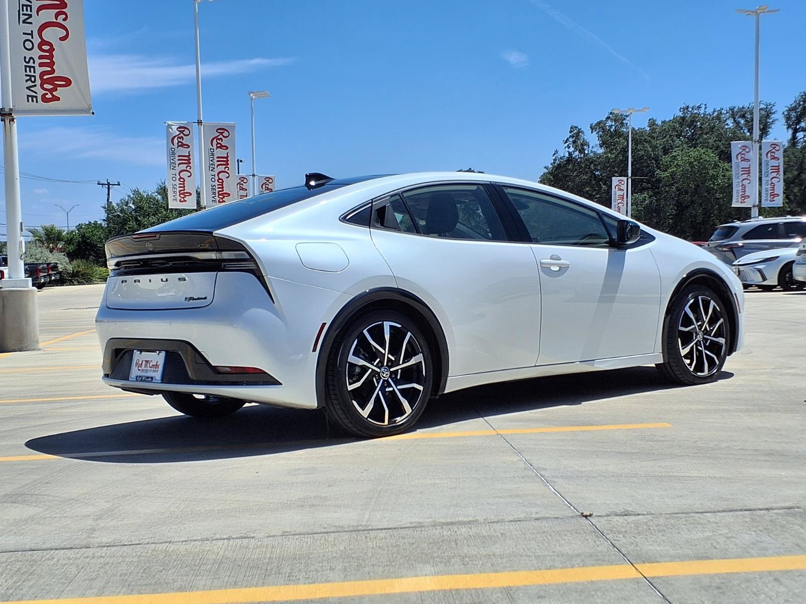 Certified 2024 Toyota Prius Prime FWD image 5