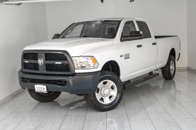 Used 2018 RAM 3500 Tradesman AWD/4WD image 4