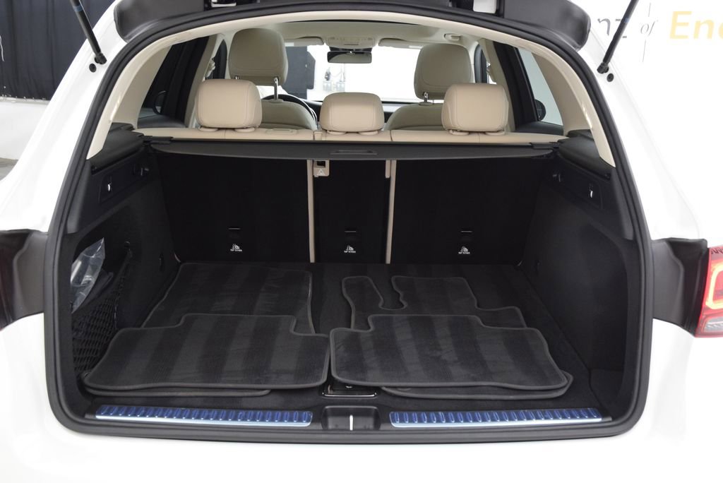Used 2022 Mercedes-Benz GLC 300 image 30