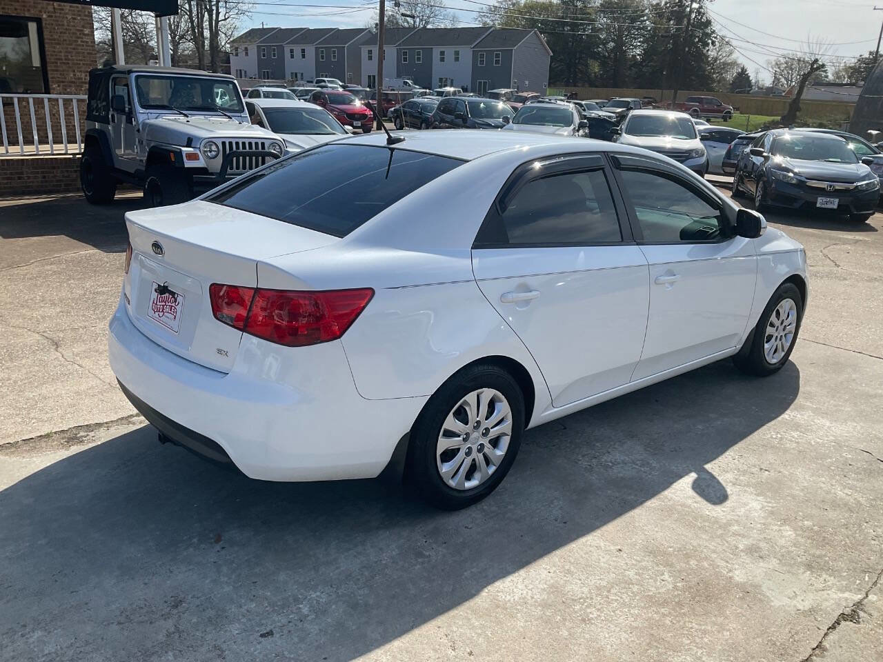 Used 2012 Kia Forte EX FWD image 3