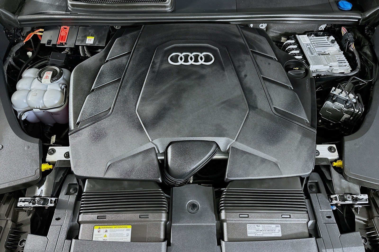 Used 2023 Audi Q8 Premium Plus w/ Premium Plus Package AWD/4WD image 12