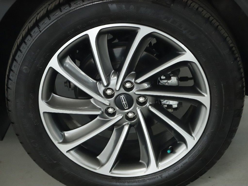 Used 2024 Lincoln Corsair AWD w/ Equipment Group 101A image 39