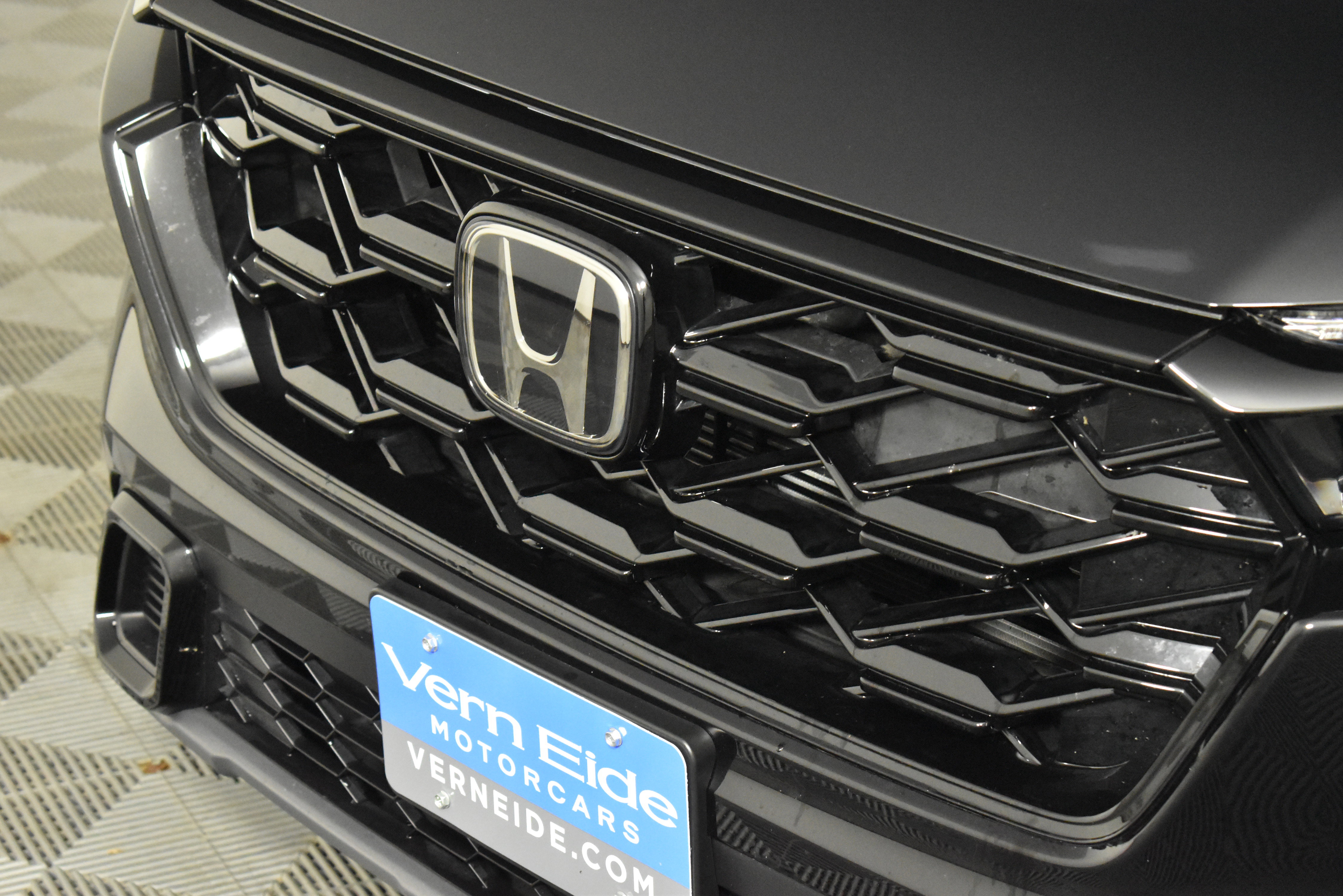 Used 2025 Honda CR-V Sport image 11