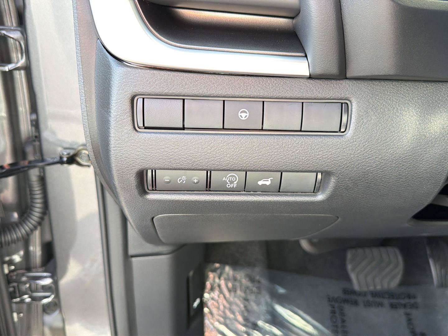 New 2026 Nissan Rogue Dark Armor FWD image 18