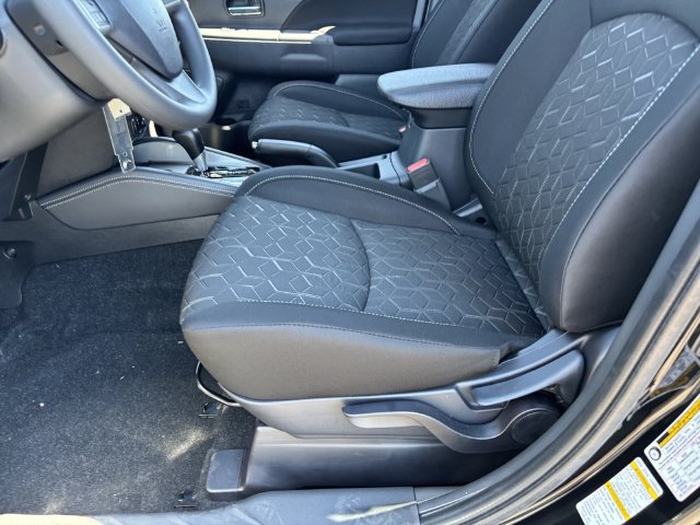 New 2027 Mitsubishi Outlander Sport FWD image 16