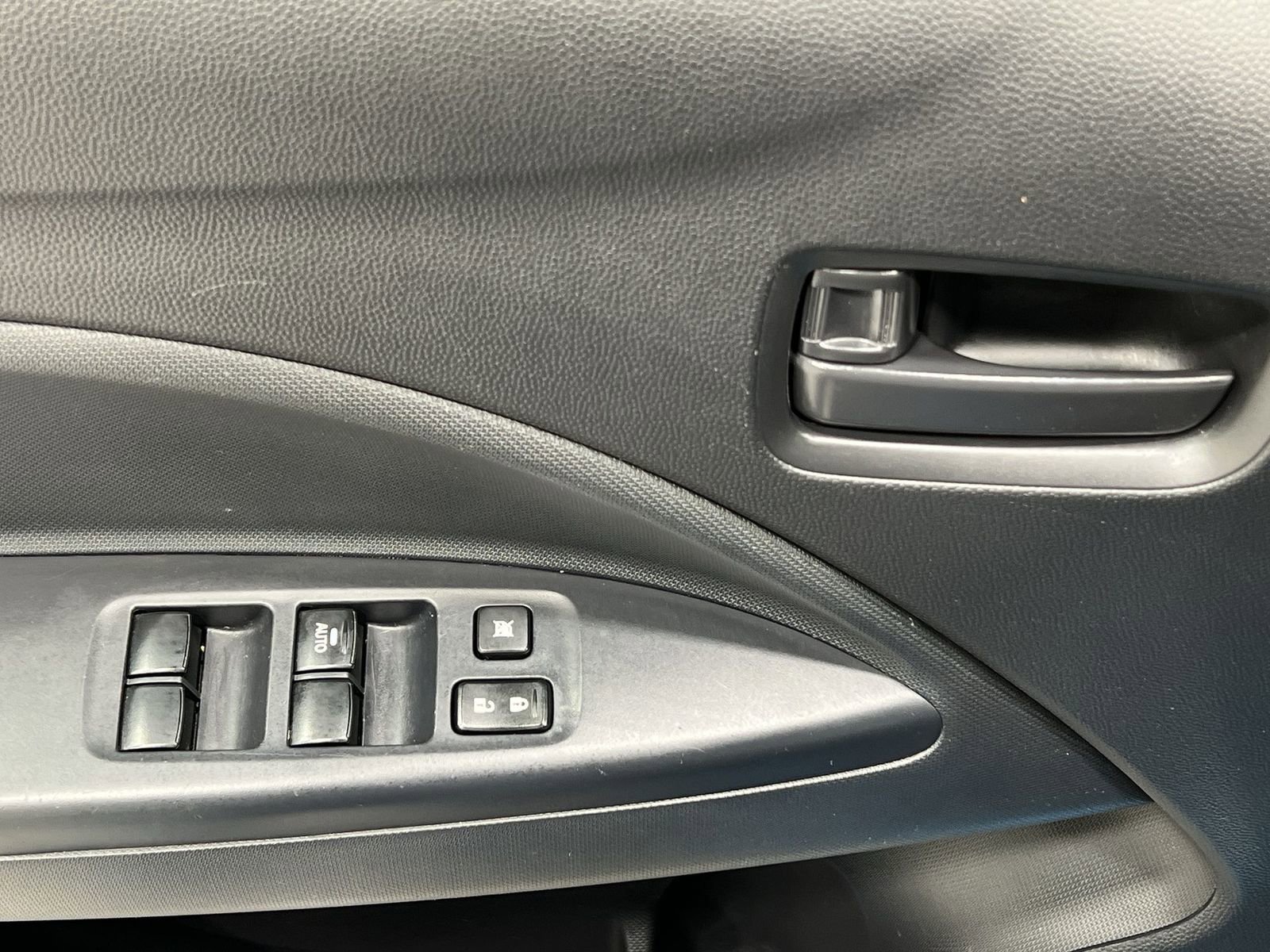 Used 2019 Mitsubishi Mirage ES image 13