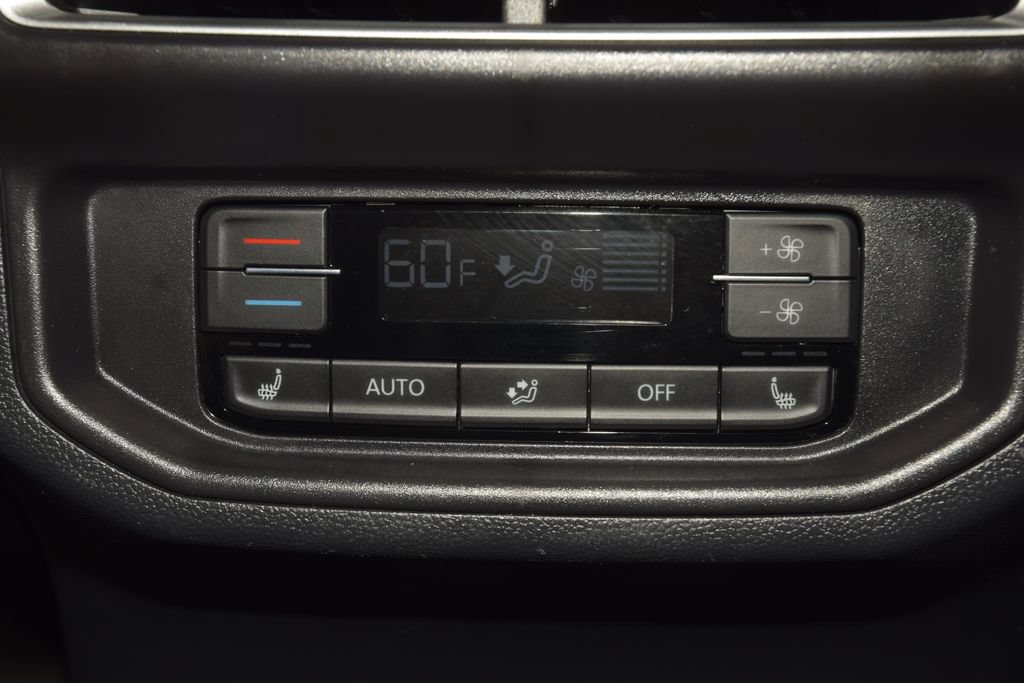 Used 2025 Volkswagen Atlas SEL AWD/4WD image 42