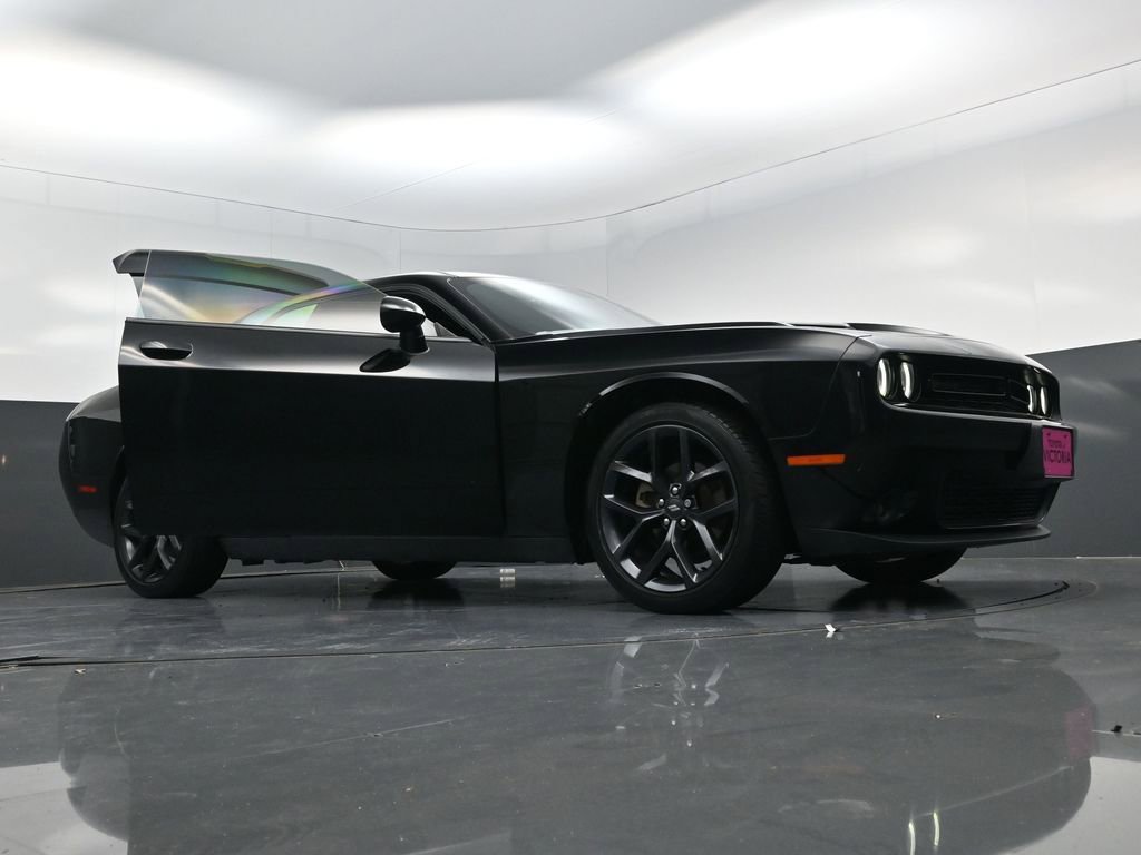 Used 2021 Dodge Challenger SXT w/ Blacktop Package image 26