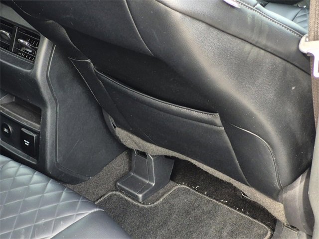 Used 2024 Ford Edge Titanium image 20