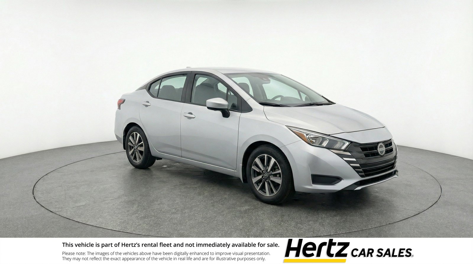 Used 2025 Nissan Versa SV image 1