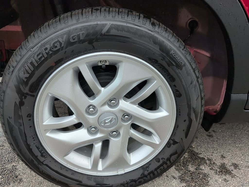 New 2026 Hyundai Venue SE FWD image 28