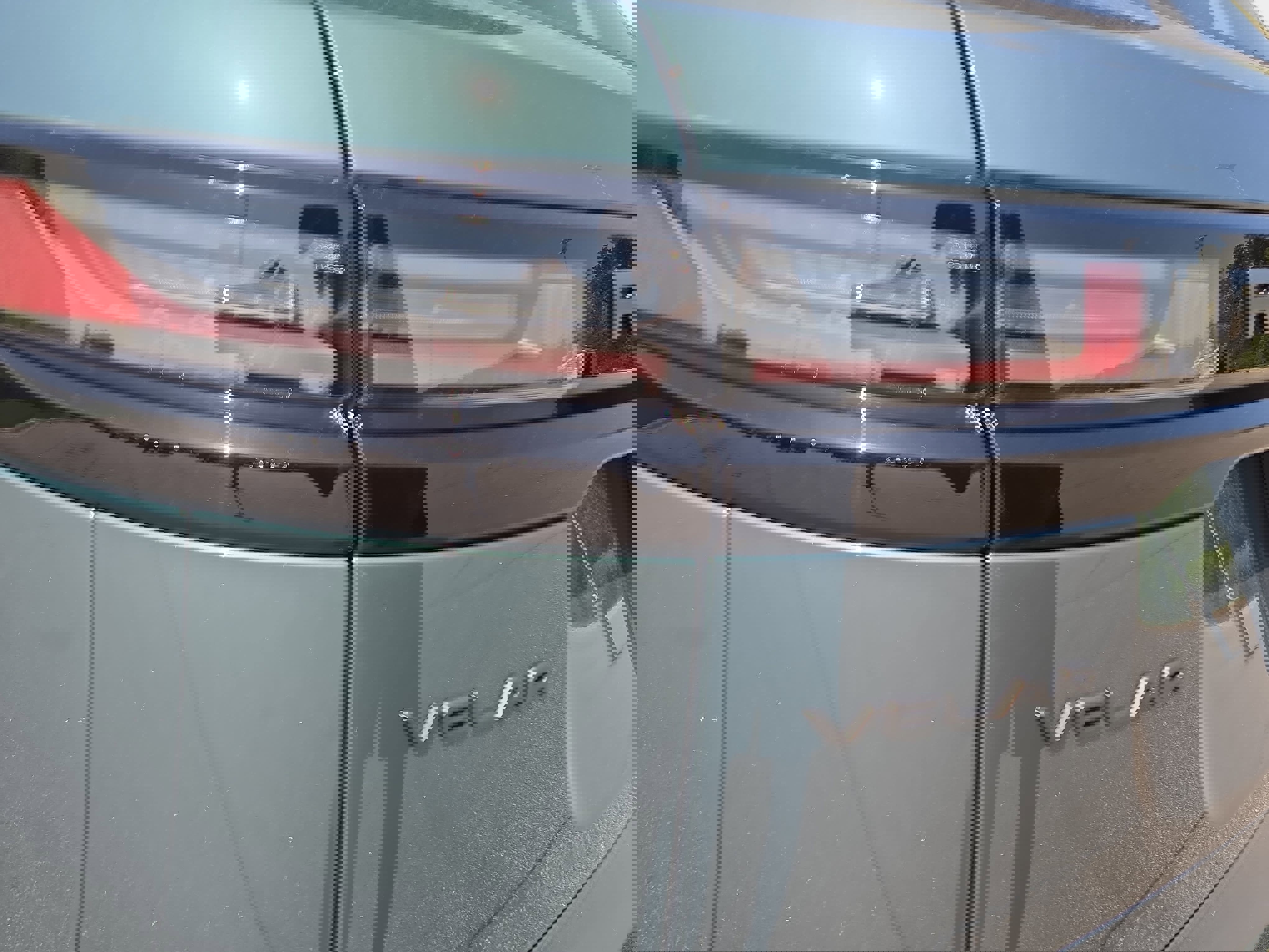 New 2026 Land Rover Range Rover Velar Dynamic SE AWD/4WD image 35