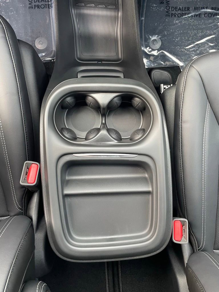 New 2027 Chrysler Pacifica Select FWD image 17